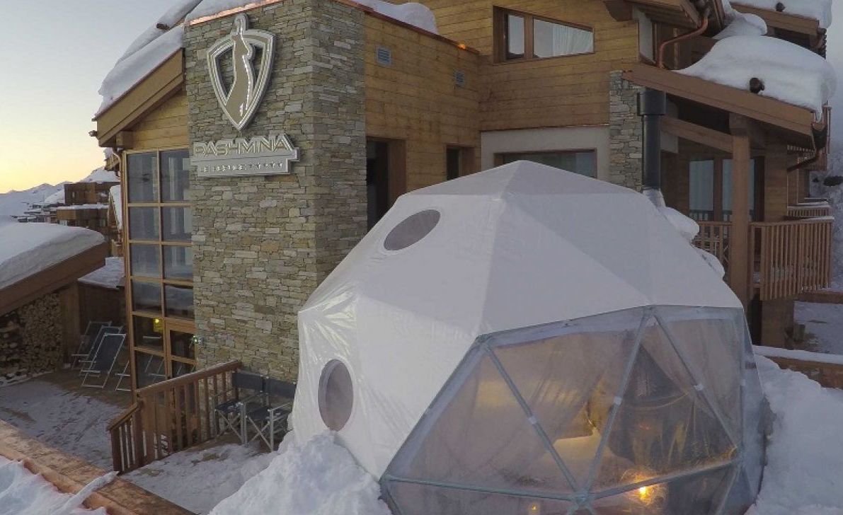 5m-Tall-Pacific-Domes-Europe-13-901548d7ba6bcd83127cd05450aa0c01