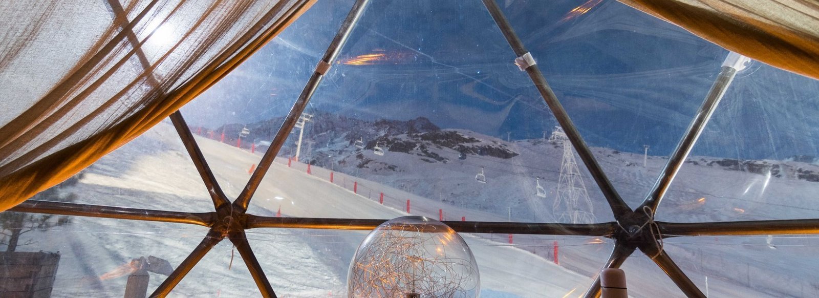 5m-Tall-Pacific-Domes-Europe-15-750e8fdc3497208c99e2c2a2b2736600 listado de los mejores proveedores de Domos Geodésicos por países